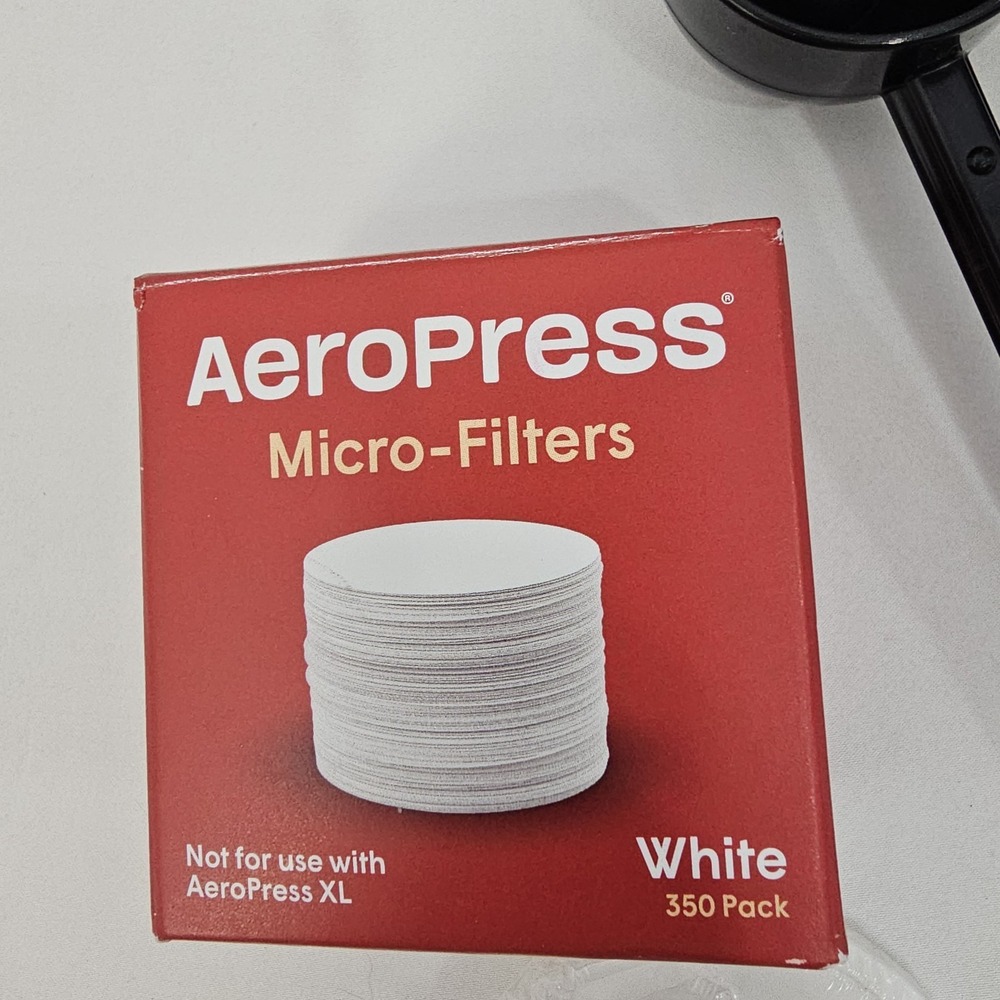 AeroPress Coffee Press, French Press,‎ Pour-Over/Espresso + 350Ex Filters-No Box - Picture 7 of 12